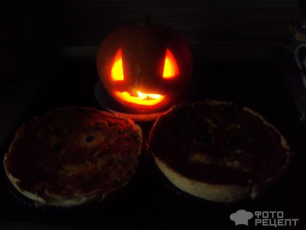 Пицца Улыбающийся Джэк - грустный Джэк на Хэллоуин фото