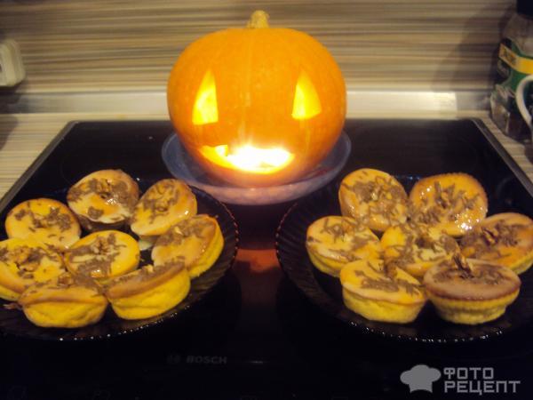 Тыквенные пирожные на Хэллоуин фото