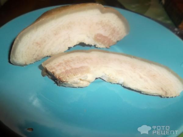 Мясная закуска Рулет из свинной брюшины фото