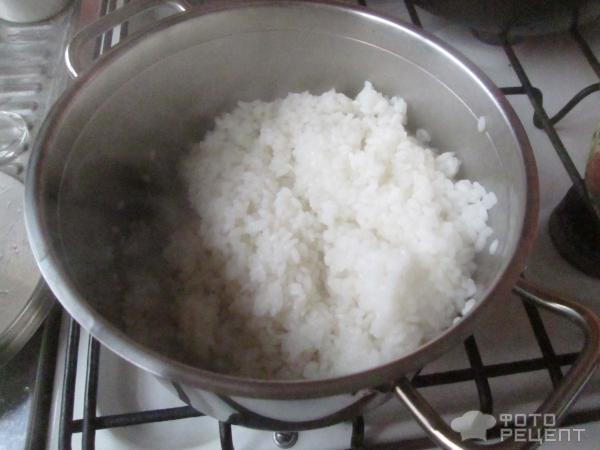 Рис в томате с запеченной брюссельской капустой фото