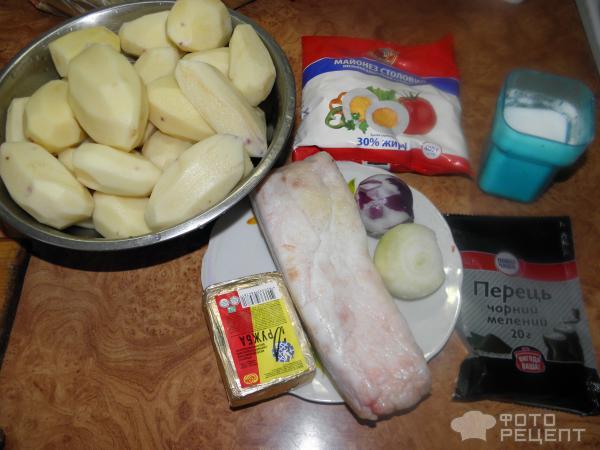Картофель с мясом в горшочках фото
