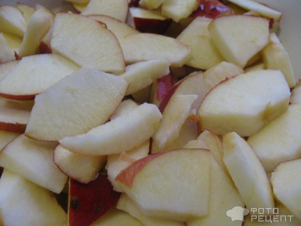 Яблочный бисквит фото