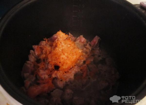 Ингредиенты для молодых кабачков тушёных с морковью в мультиварке