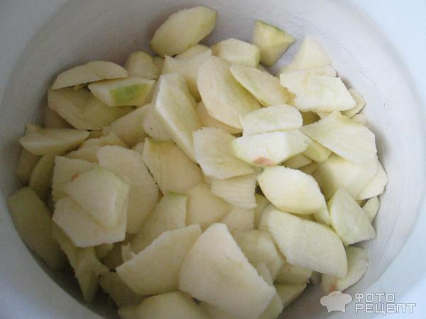 Деревенский яблочный пирог фото