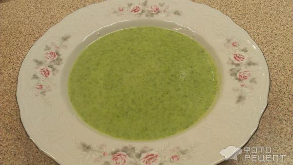 Зеленый суп-пюре фото