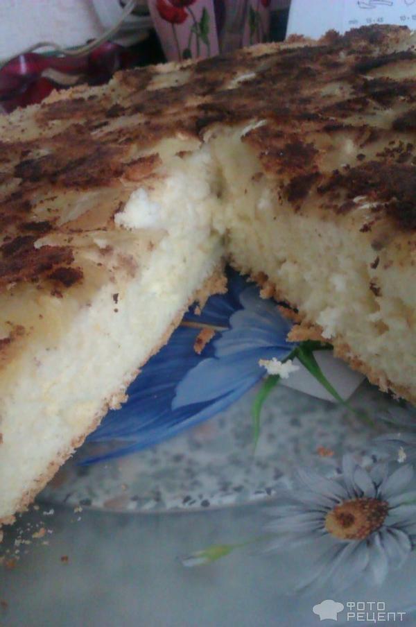 Бисквитный пирог-перевертыш с ананасами фото