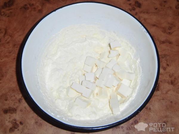 Пирог из лаваша с творогом и плавленым сыром фото