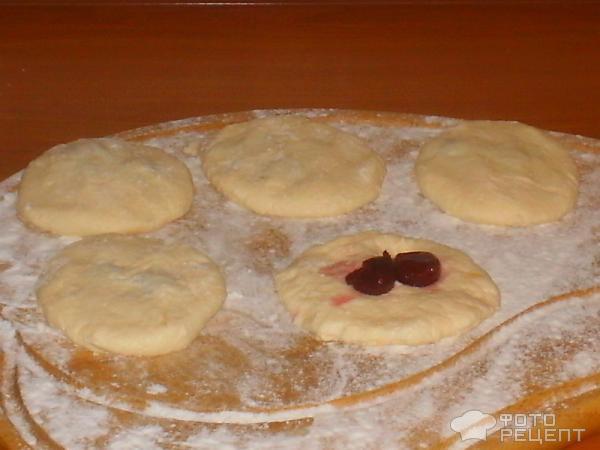 Сырники с вишней фото