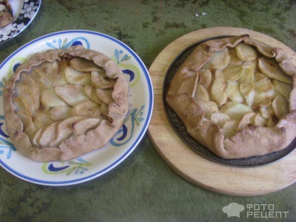 Галета с грушами и ирисками фото