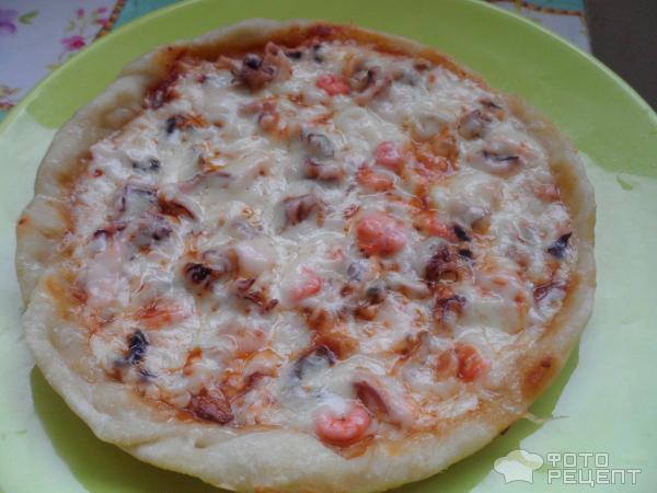 Пицца с морепродуктами фото