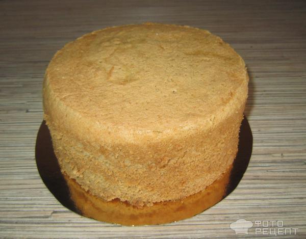 Клубничный сливочный торт + сборка под мастику : Торты, пирожные