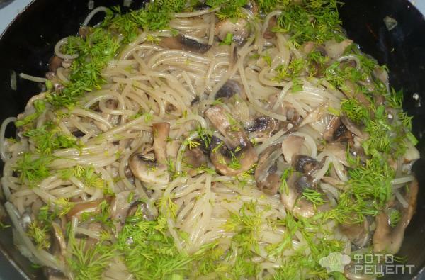 Паста с грибами в нежнейшем сливочном соусе фото