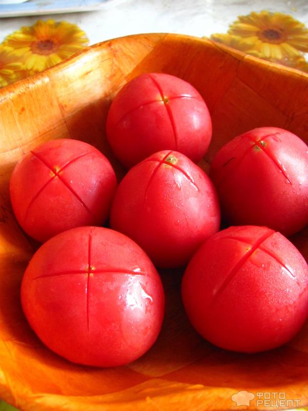 Салат Джулия Робертс с крабовыми палочками, помидором и яйцом фото