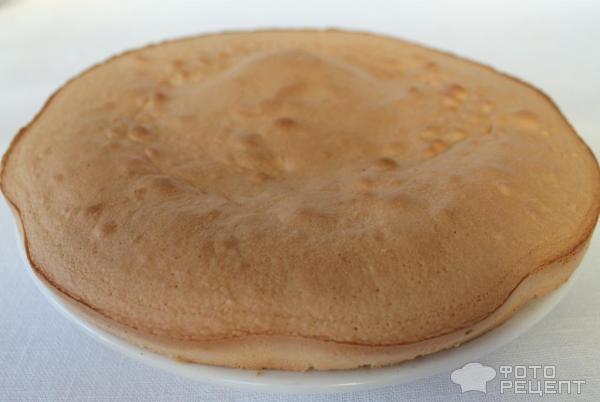 Малиновый бисквит с творожным кремом фото