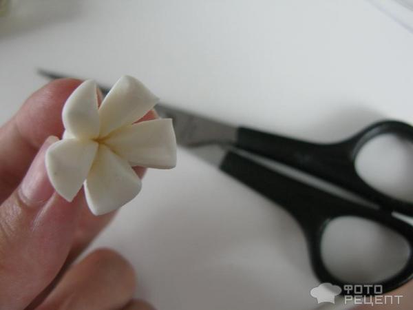 Как сделать цветы из мастики