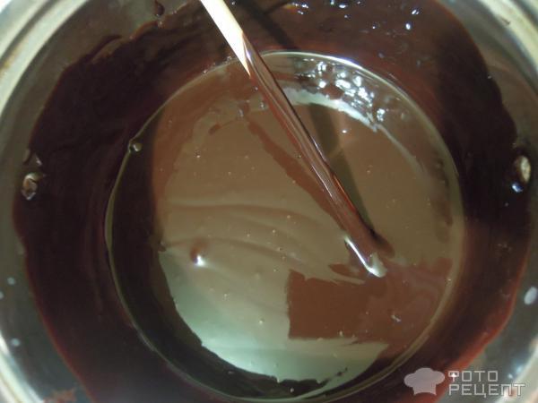 Шоколадные конфеты с орехами фото