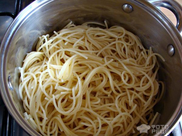 Спагетти с фаршированными помидорами фото