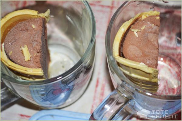 Мороженый десерт из персика фото