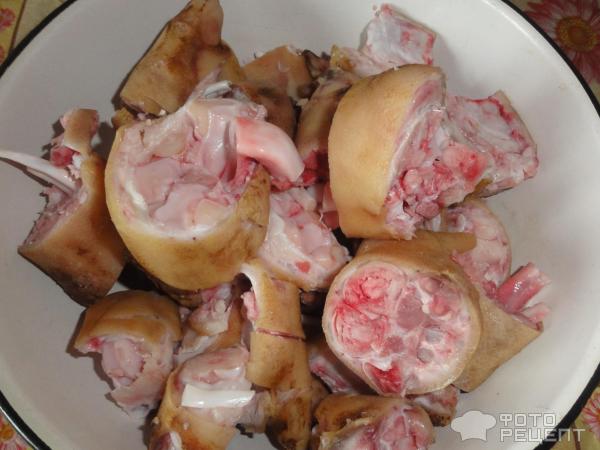 Свиные ножки в духовке - рецепт с фото пошагово