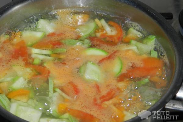 Овощной суп с курицей фото