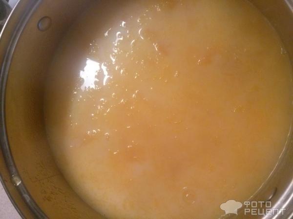 Ингредиенты для каши из тыквы с рисом и яблоками на молоке