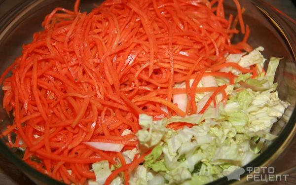 Салат из пекинской капусты и корейской морковки