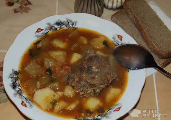 Тушеный картофель с бараниной и овощами фото