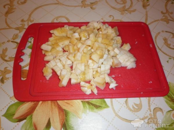 Шарлотка с яблоками и бананами фото