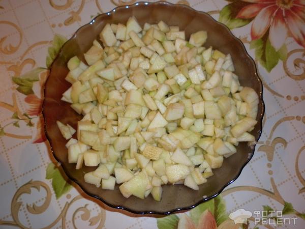Шарлотка с яблоками и бананами фото