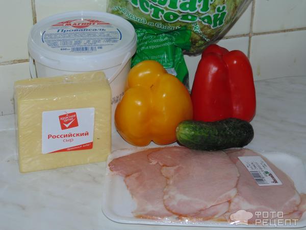 Салат Свежий бриз в сырной корзиночке фото