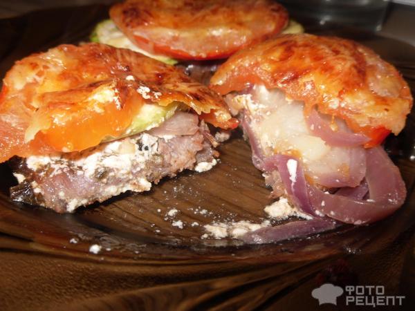 Мясо по-французски из говядины с помидорами в духовке