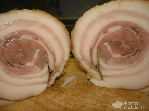 Рецепт: Рулет из свиной брюшины - запеченный в тесте в духовке