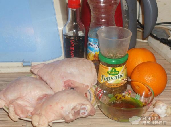 Куриные бедра с апельсинами и розмарином в духовке
