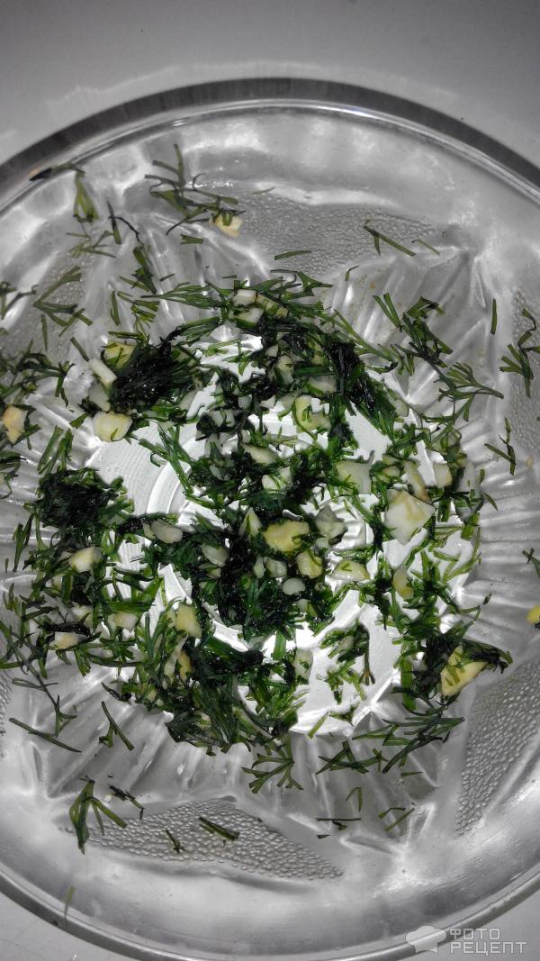 Макароны по флотски с курицей и свежим огурцом фото