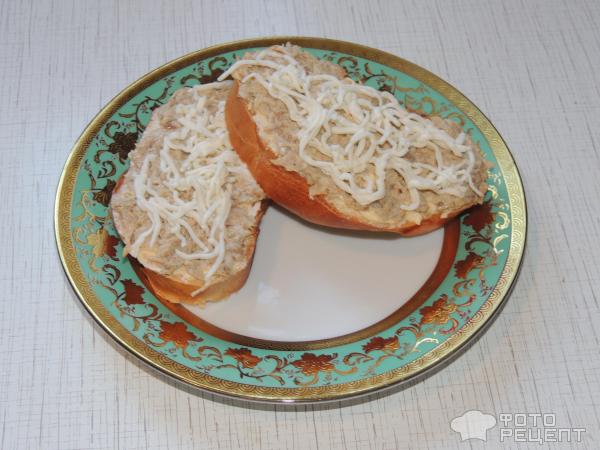 Бутерброды с консервированной скумбрией фото