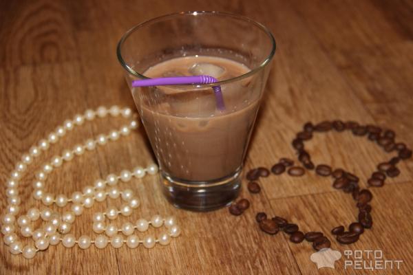 Молочно-кофейный ликер фото