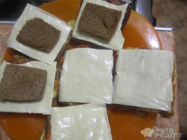 Горячие бутерброды с сосисками фото