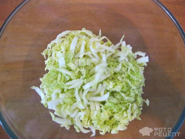 Салат-легкий с пекинской капустой и кукурузой фото