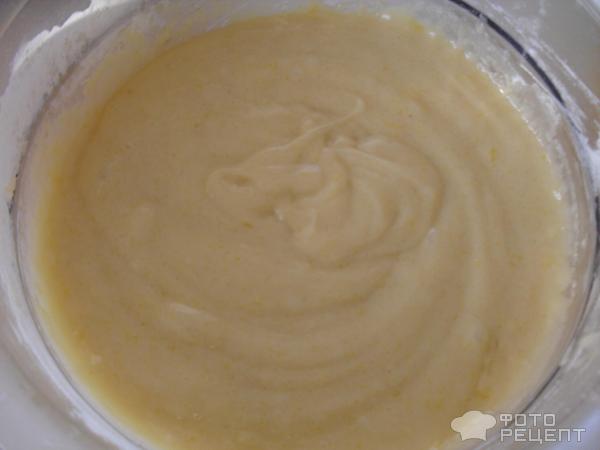 Пирог со сгущенкой и яблоками фото