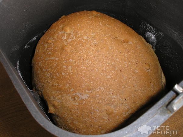 Хлеб пшеничный с солодом и семечками фото