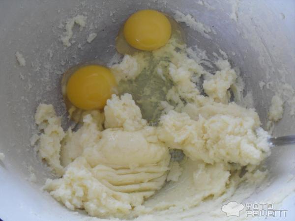 Пирог с финиками фото