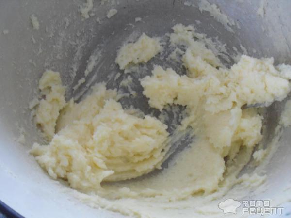Пирог с финиками фото