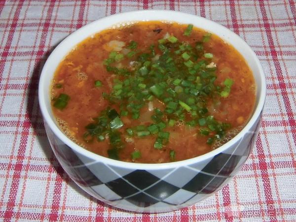 Томатный суп с консервированной сардиной фото
