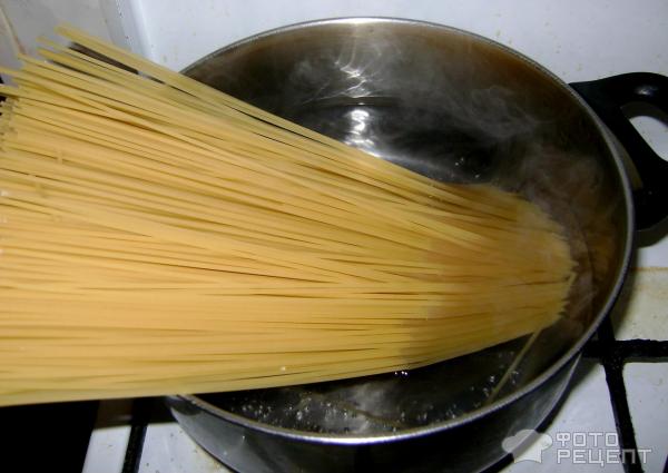 Спагетти с соусом А-ля Болоньез фото