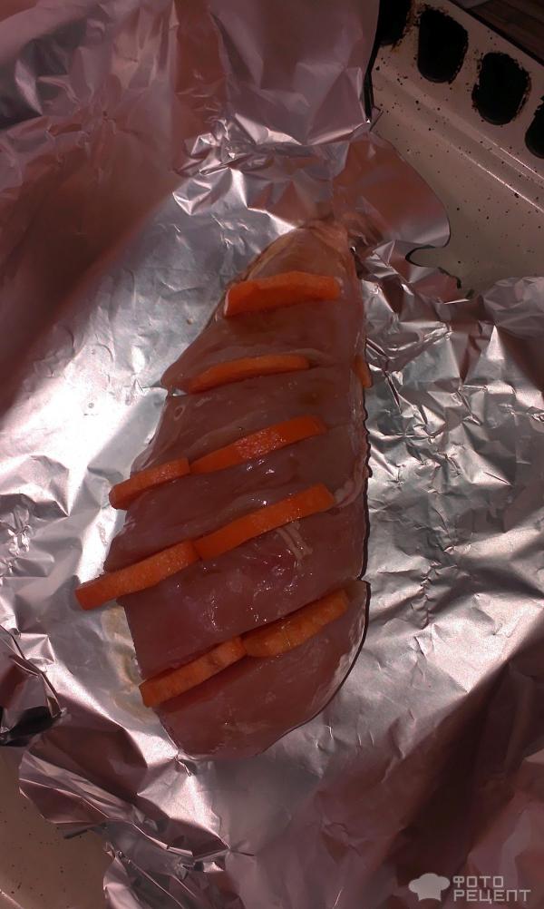 Куриная грудка запеченная с морковью и сыром фото
