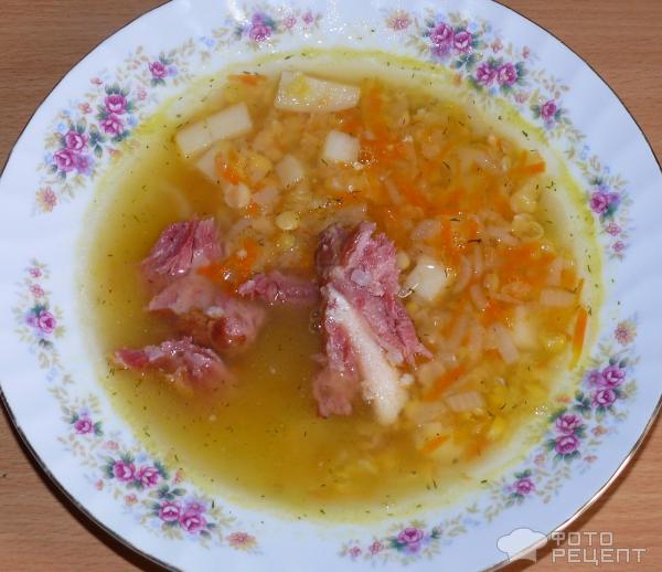 Гороховый суп с копчеными ребрышками фото
