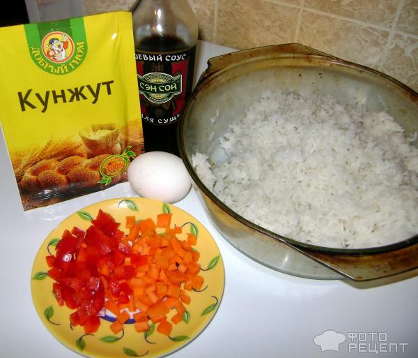 Сладкий рис с чесноком, креветками и рукколой рецепт – Китайская кухня: Основные блюда. «Еда»