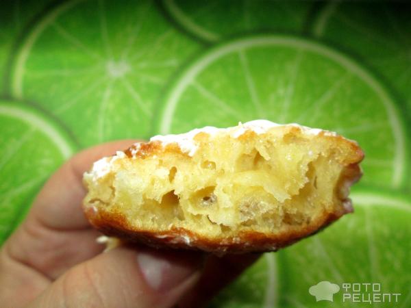 Пышные оладьи на горячем кефире фото