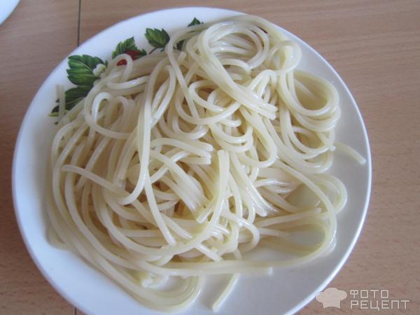 Спагетти с сыром и чесноком фото