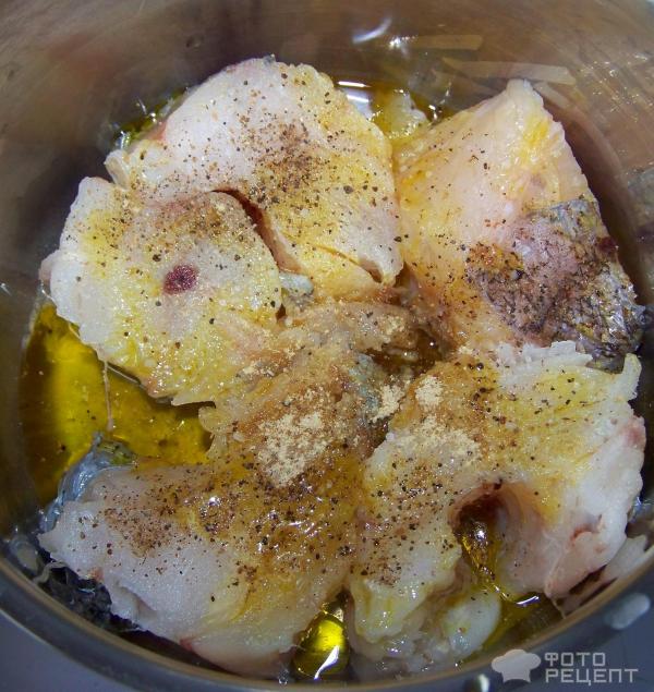 Лимонела тущеная с луком на горчичном масле фото
